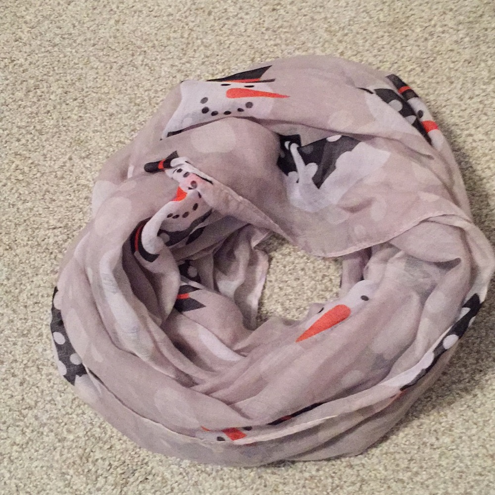 Snowman infinity scarf